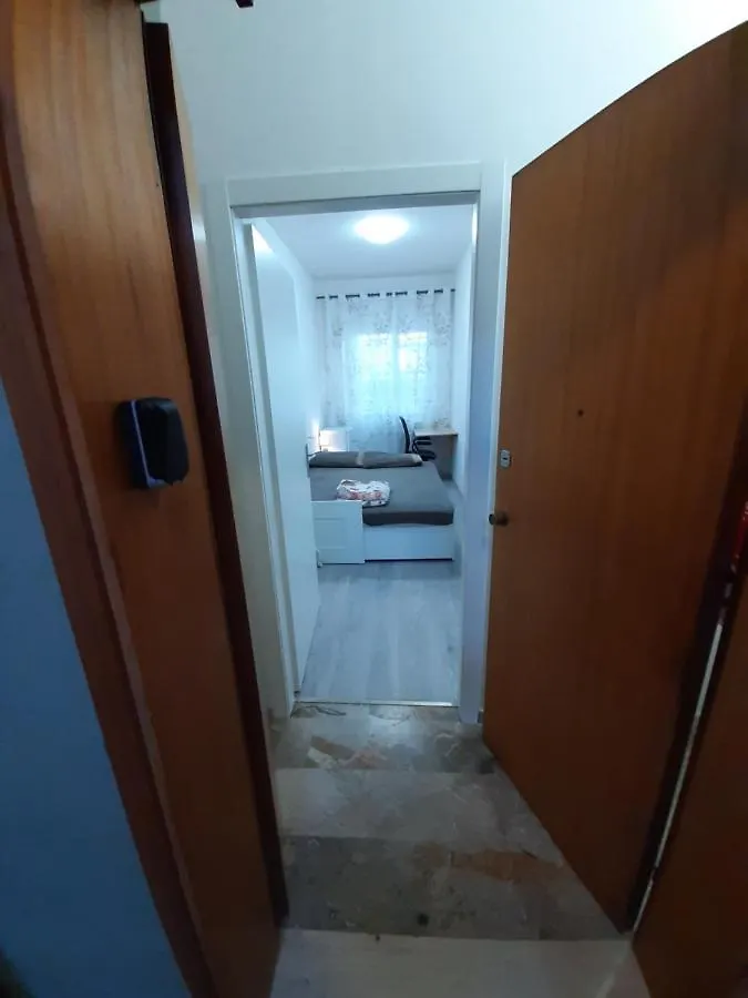 Апартаменты A 2 Passi Dal Mare-Centro-Stazione Римини