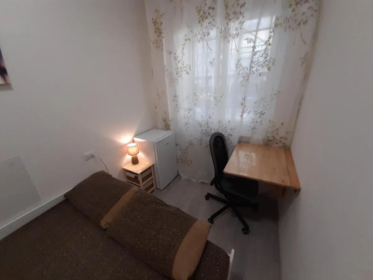 Апартаменты A 2 Passi Dal Mare-Centro-Stazione Римини