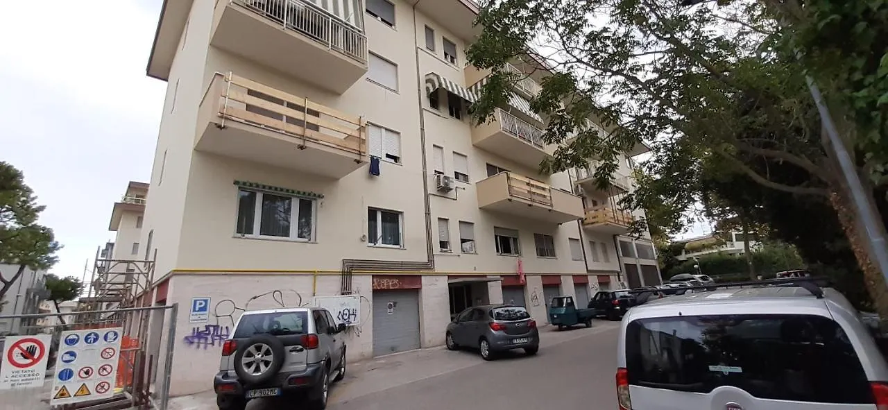 A 2 passi dal Mare-Centro-stazione Appartamento Rimini 0*,  Italia