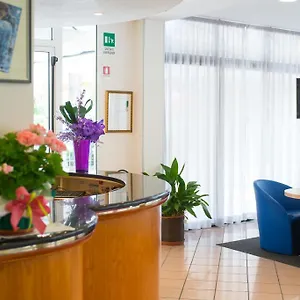 Argia Marina Centro Hotel